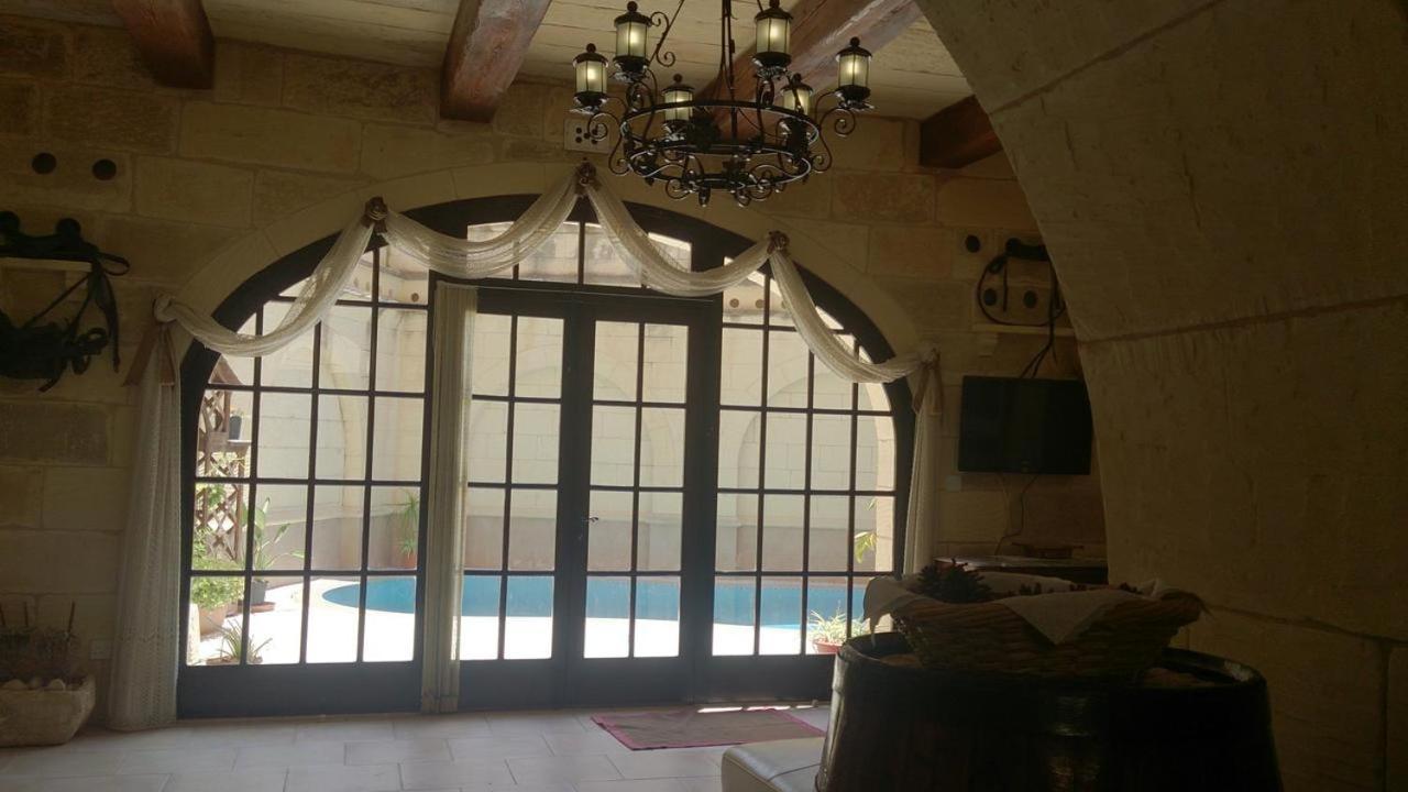 Ta' Kullarina Farmhouse With Private Pool In Island Of Gozo Villa Zebbug  Eksteriør billede