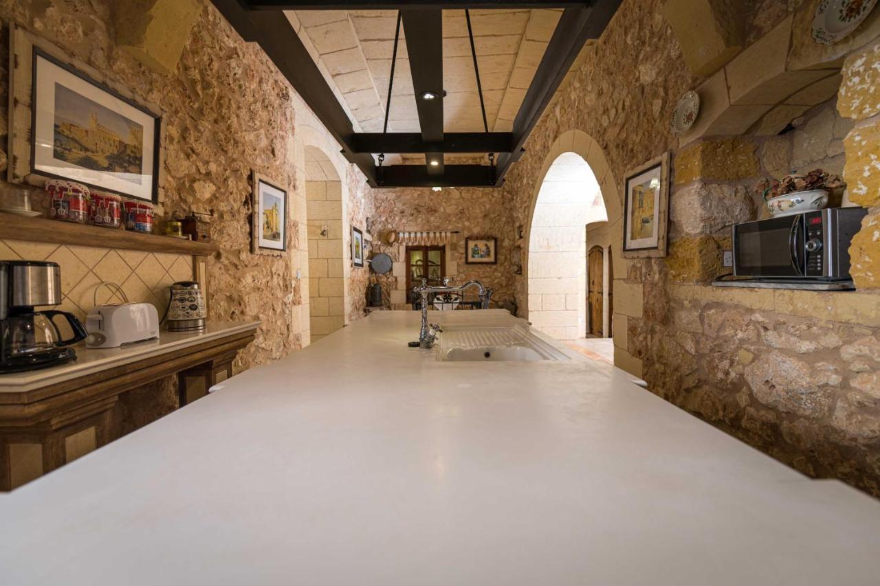 Ta' Kullarina Farmhouse With Private Pool In Island Of Gozo Villa Zebbug  Eksteriør billede