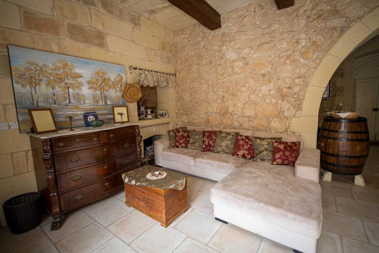 Ta' Kullarina Farmhouse With Private Pool In Island Of Gozo Villa Zebbug  Eksteriør billede